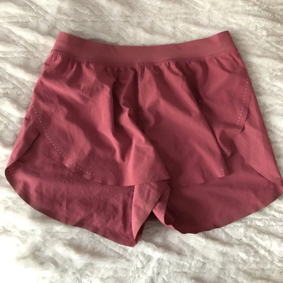 Find your pace shorts Lululemon - Picture 1 of 2